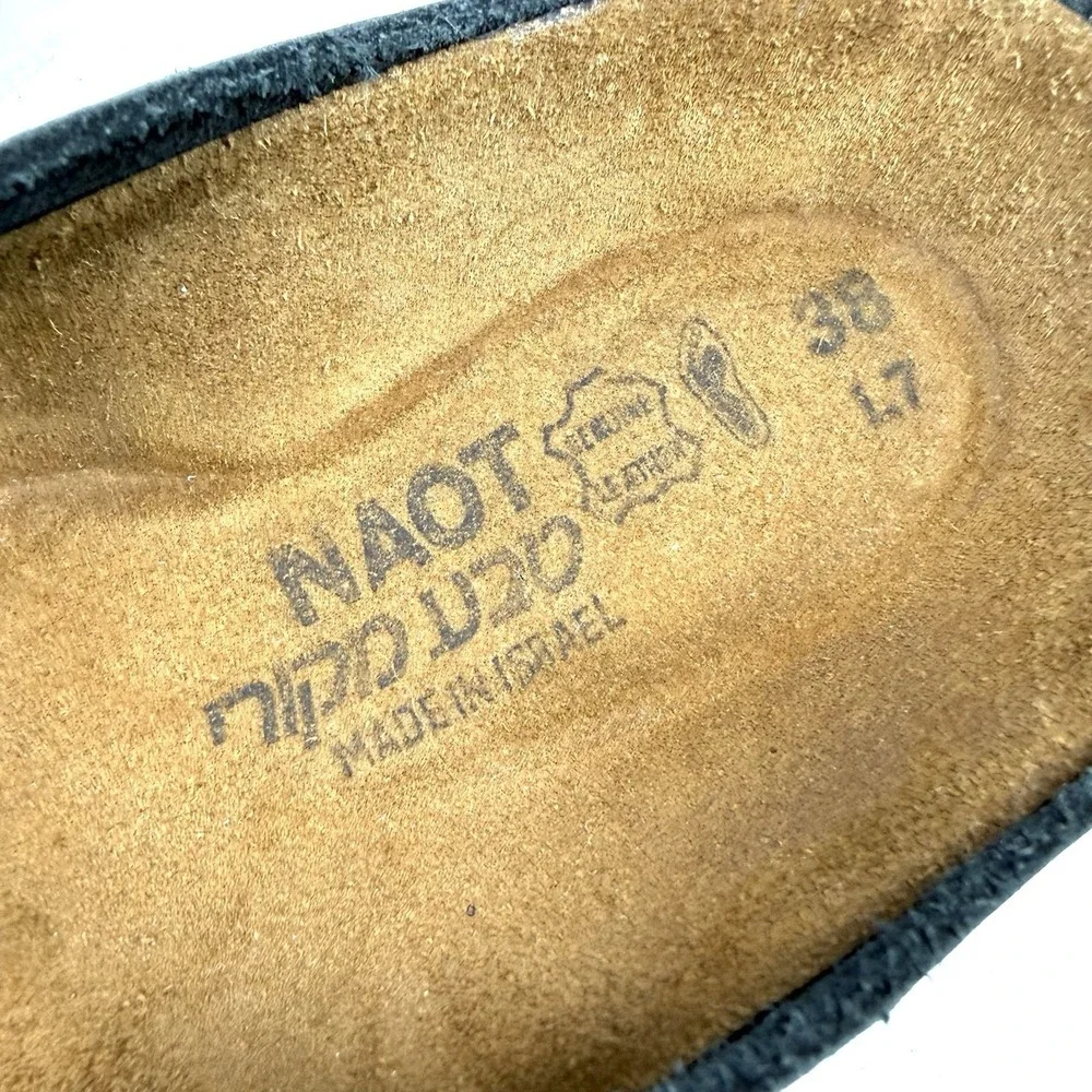 Naot sandals 38